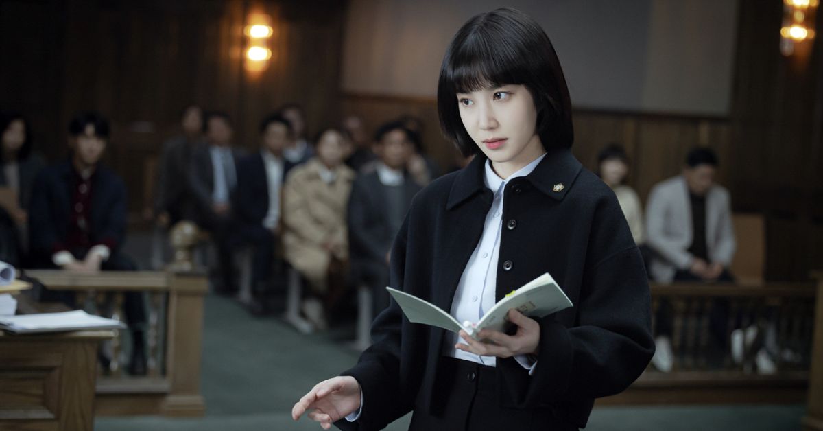 Extraordinary Attorney Woo is centred on genius female protagonist Woo Young-woo, the first lawyer with autism in South Korea.