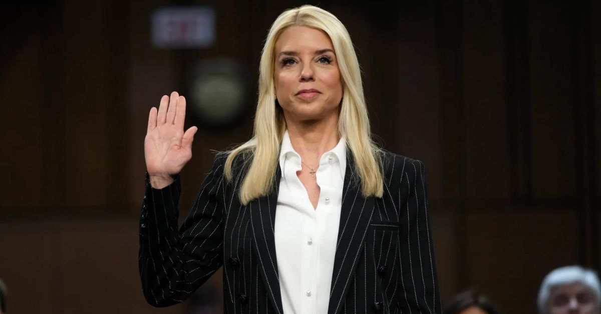 Pam Bondi Biography From Florida Prosecutor To US Attorney General